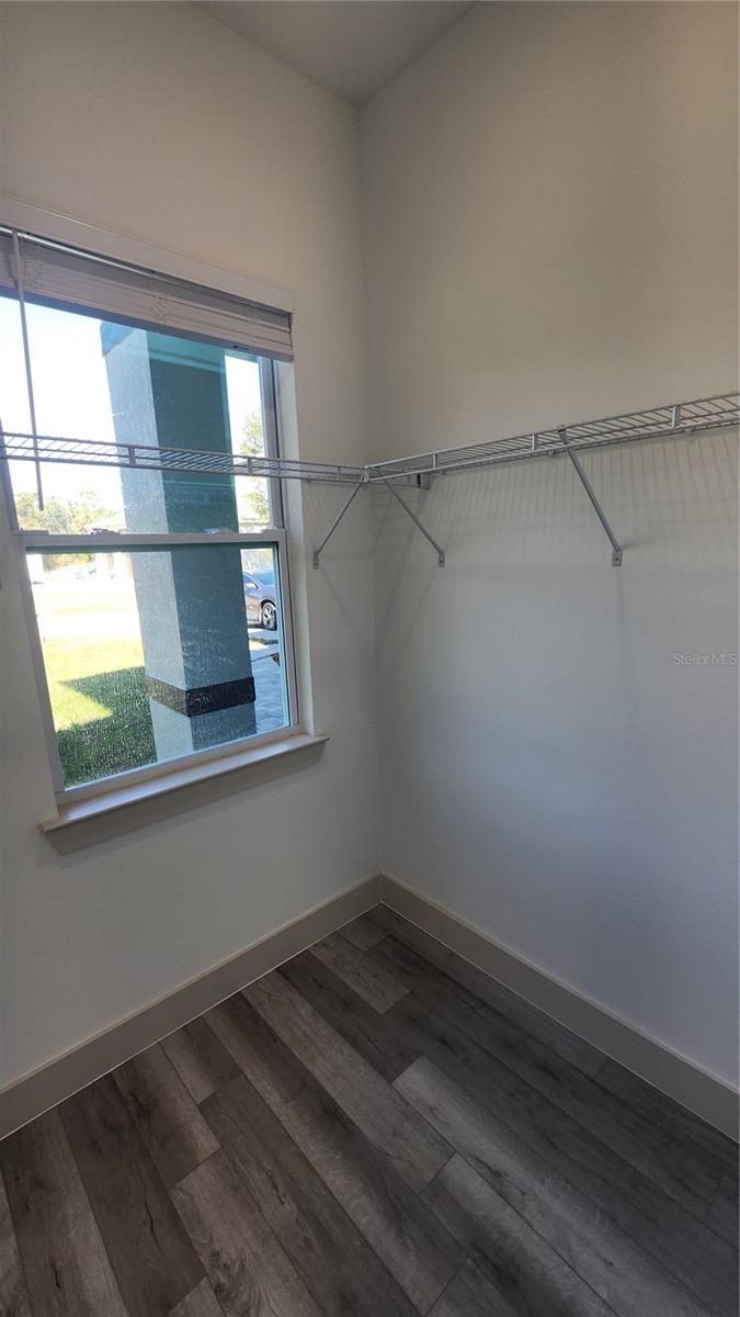 Image 15 of 26 For 23469 Roscoe Avenue