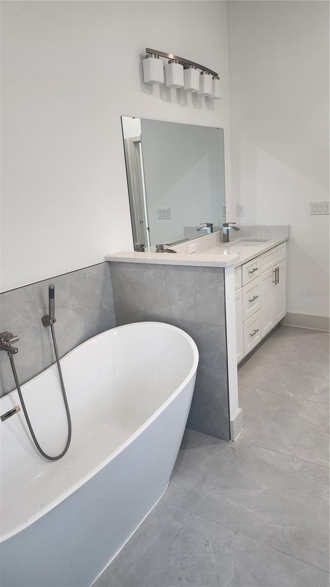 Image 16 of 26 For 23469 Roscoe Avenue