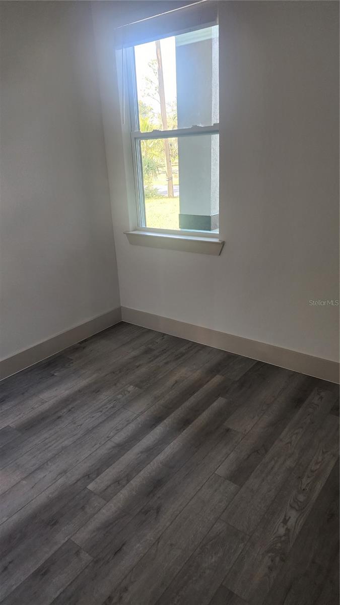 Image 22 of 26 For 23469 Roscoe Avenue