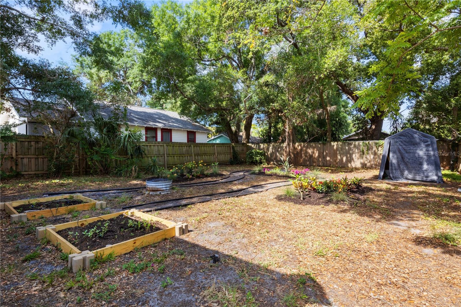 Image 25 of 26 For 918 16th Street W