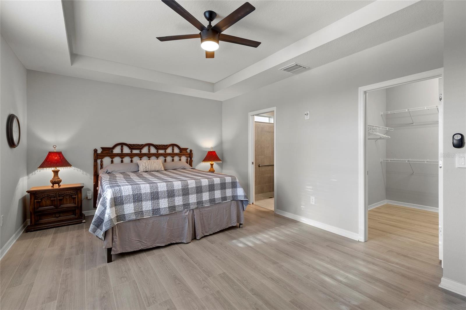 Image 16 of 44 For 6323 Kenava Loop