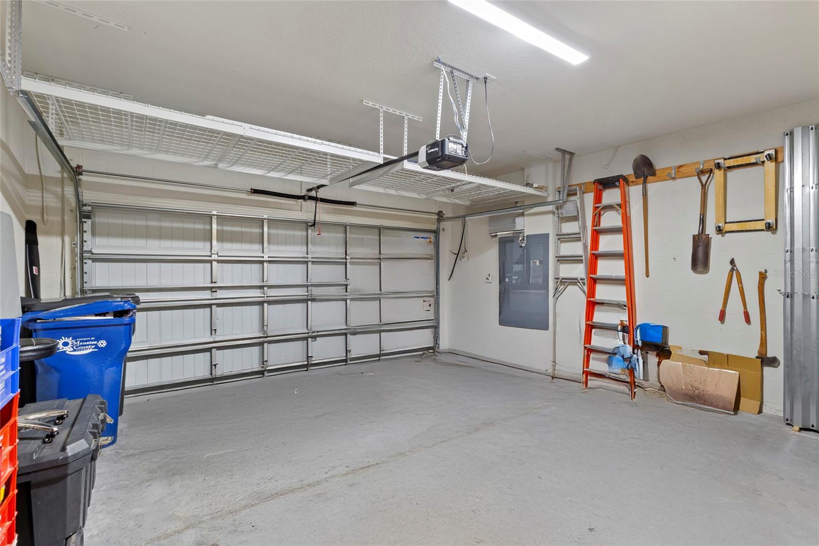 Image 27 of 44 For 6323 Kenava Loop