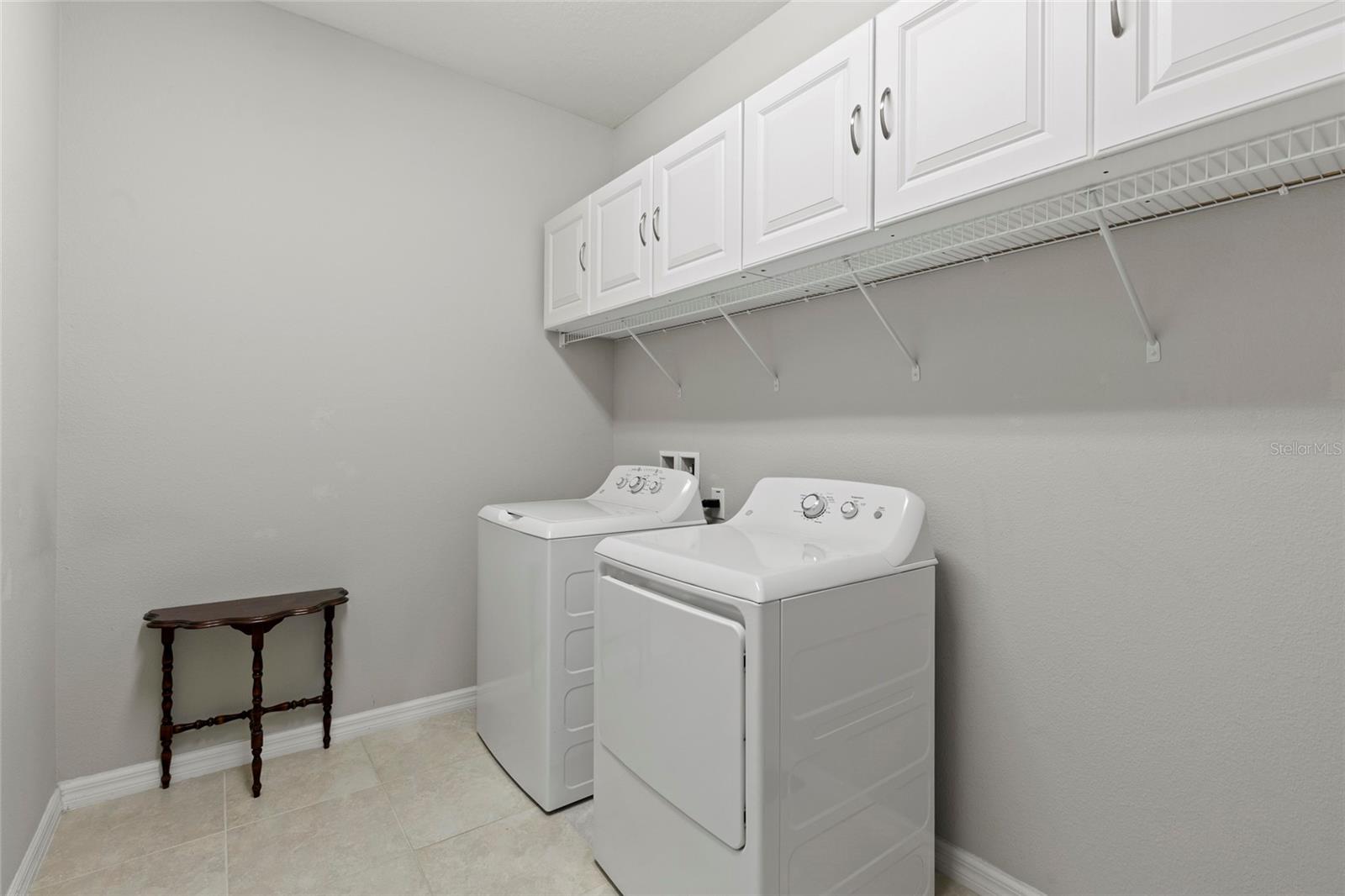 Image 28 of 44 For 6323 Kenava Loop