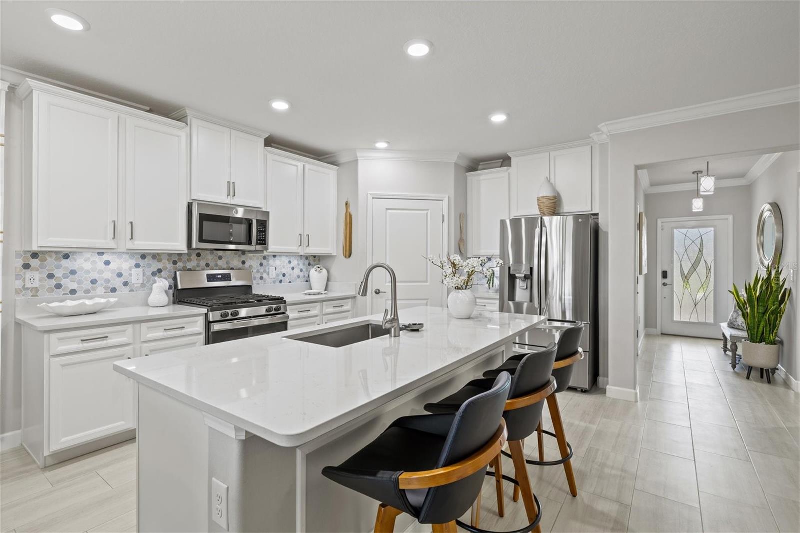 Image 5 of 53 For 17578 Holly Well Avenue