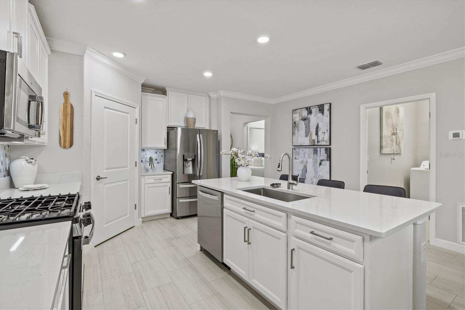 Image 9 of 53 For 17578 Holly Well Avenue