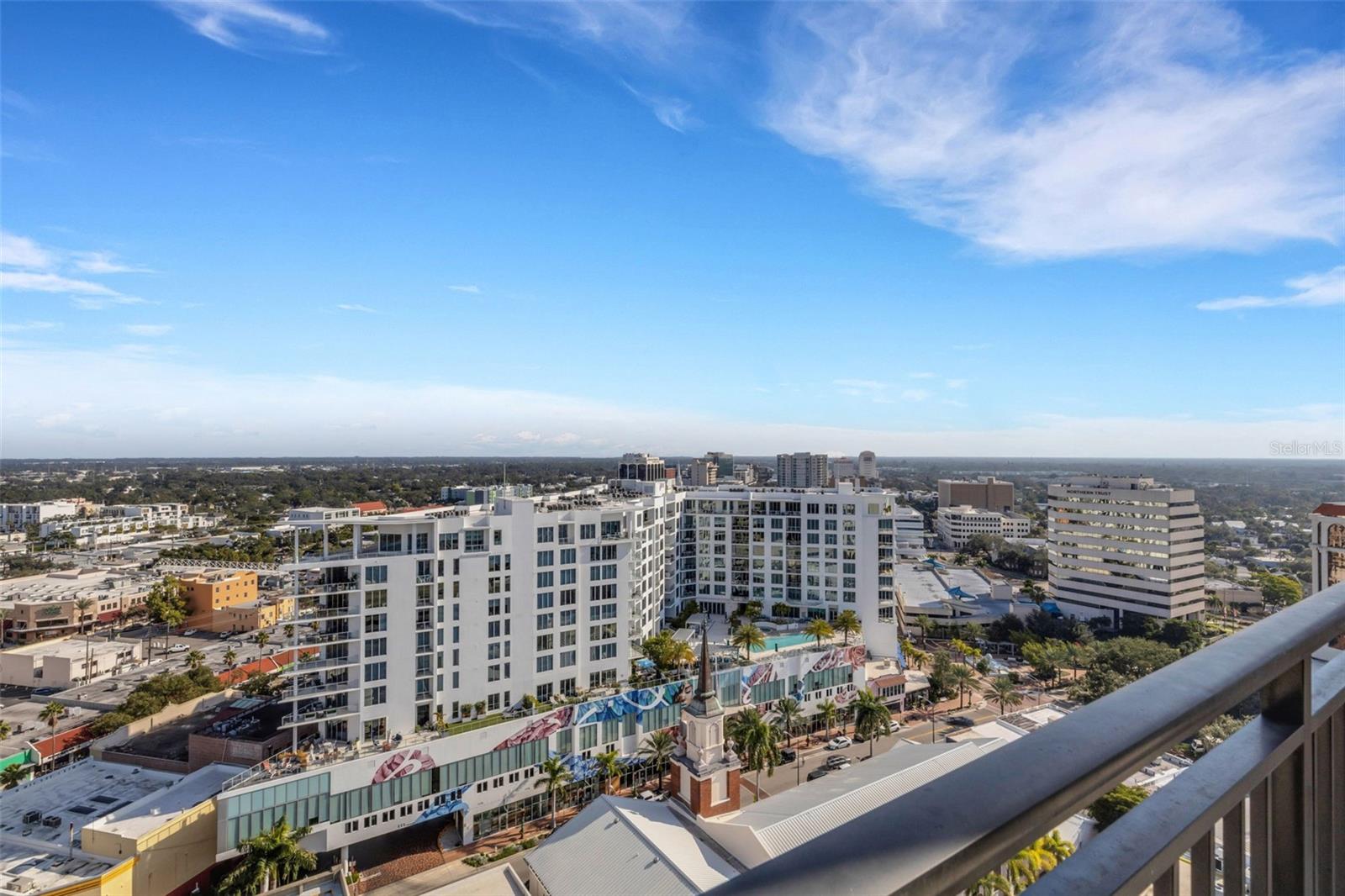 Image 37 of 55 For 33 Palm Avenue 1503