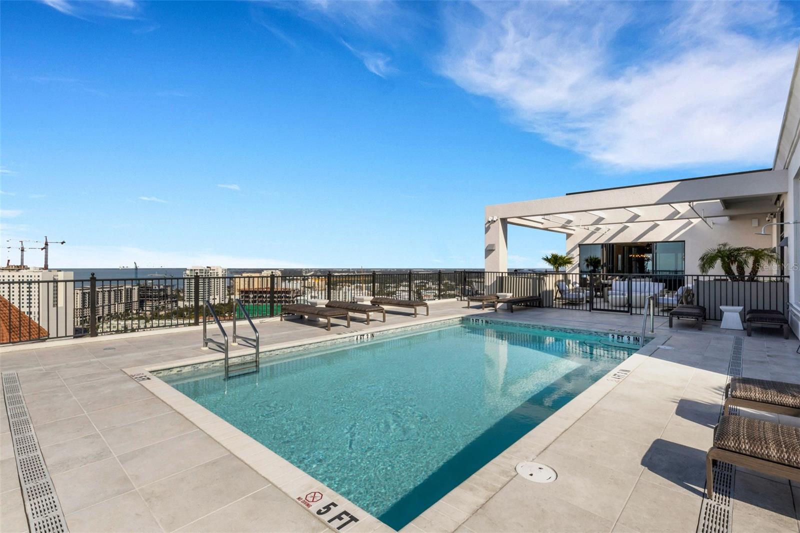 Image 53 of 55 For 33 Palm Avenue 1503