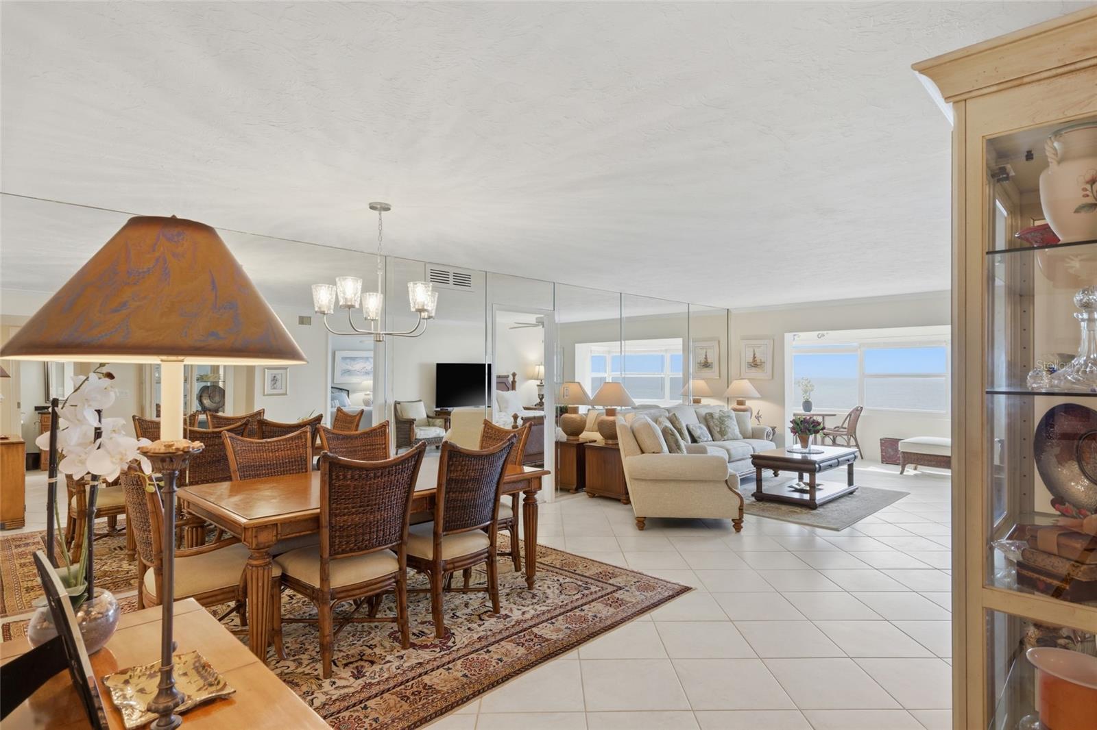 Image 8 of 47 For 1750 Benjamin Franklin Drive 9b