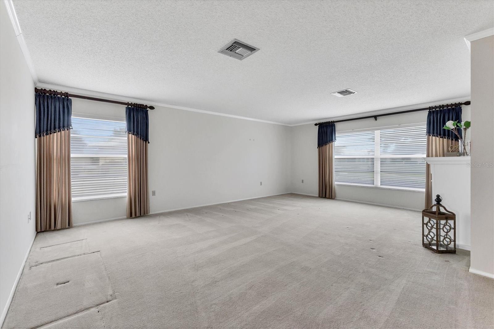 Image 4 of 35 For 6708 12th Avenue W