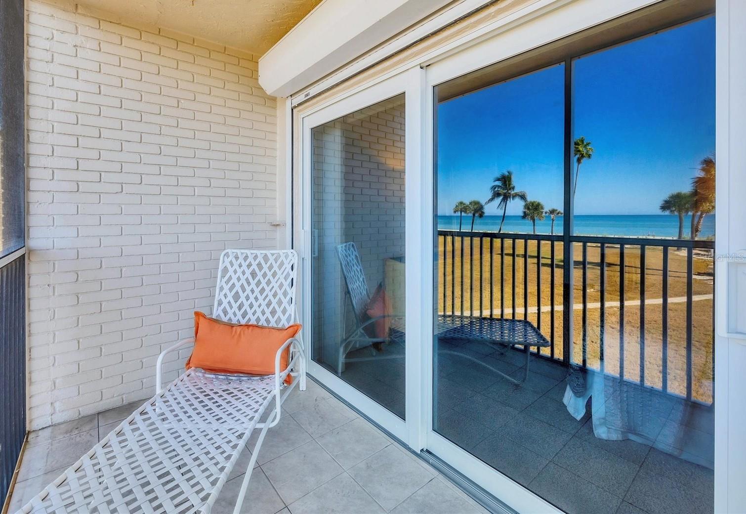 Image 23 of 49 For 4825 Gulf Of Mexico Drive 202