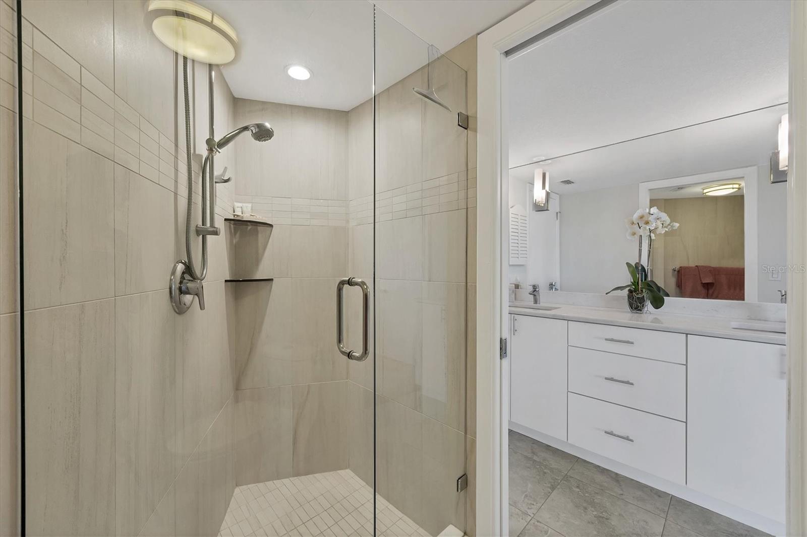 Image 27 of 49 For 4825 Gulf Of Mexico Drive 202