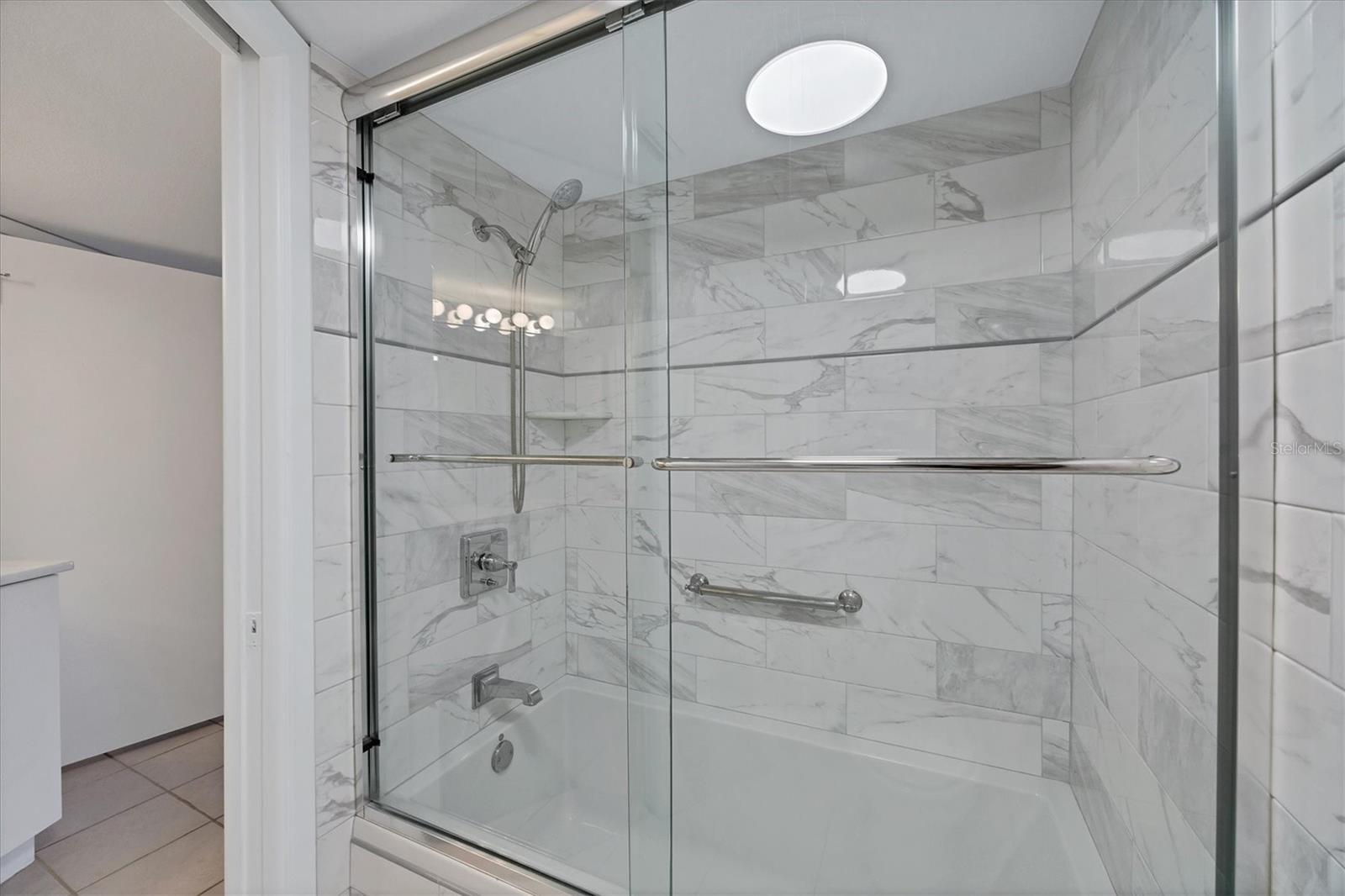 Image 31 of 49 For 4825 Gulf Of Mexico Drive 202