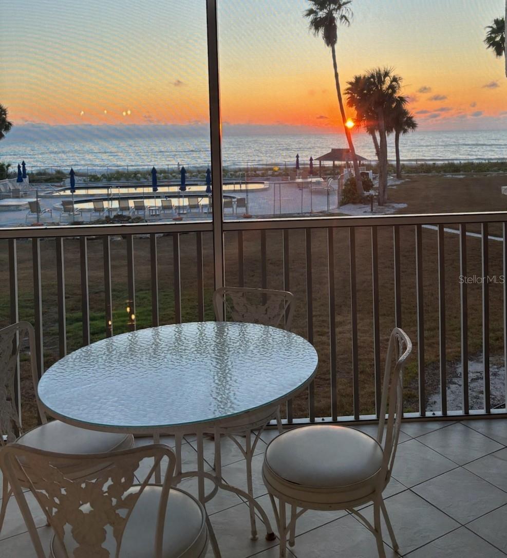 Image 36 of 49 For 4825 Gulf Of Mexico Drive 202