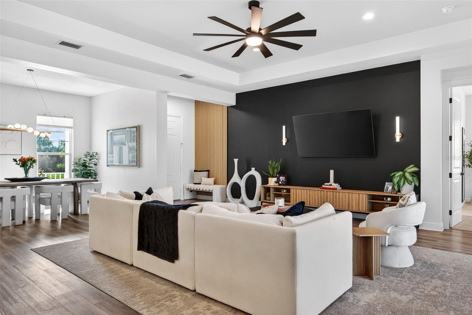 Image 11 of 96 For 13943 Old Creek Court