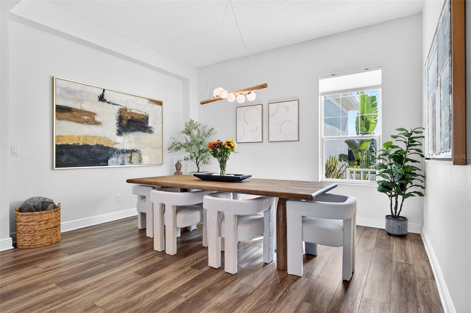 Image 17 of 96 For 13943 Old Creek Court