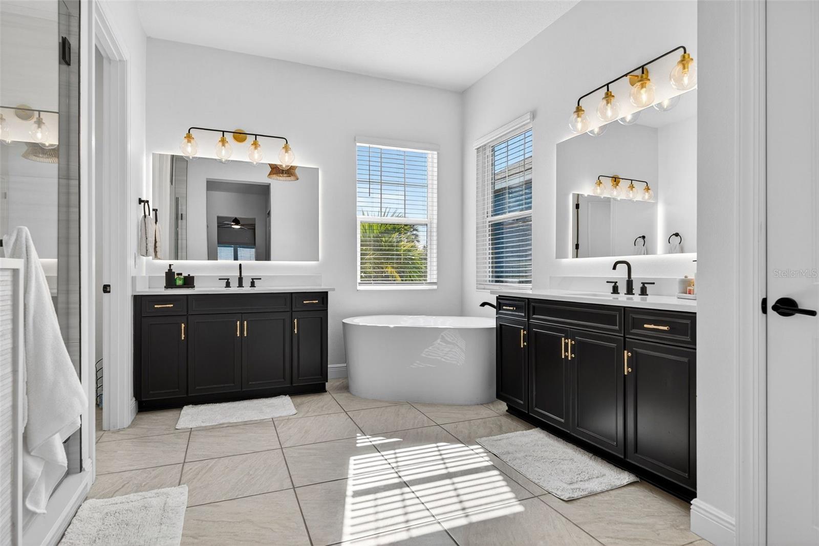 Image 39 of 96 For 13943 Old Creek Court