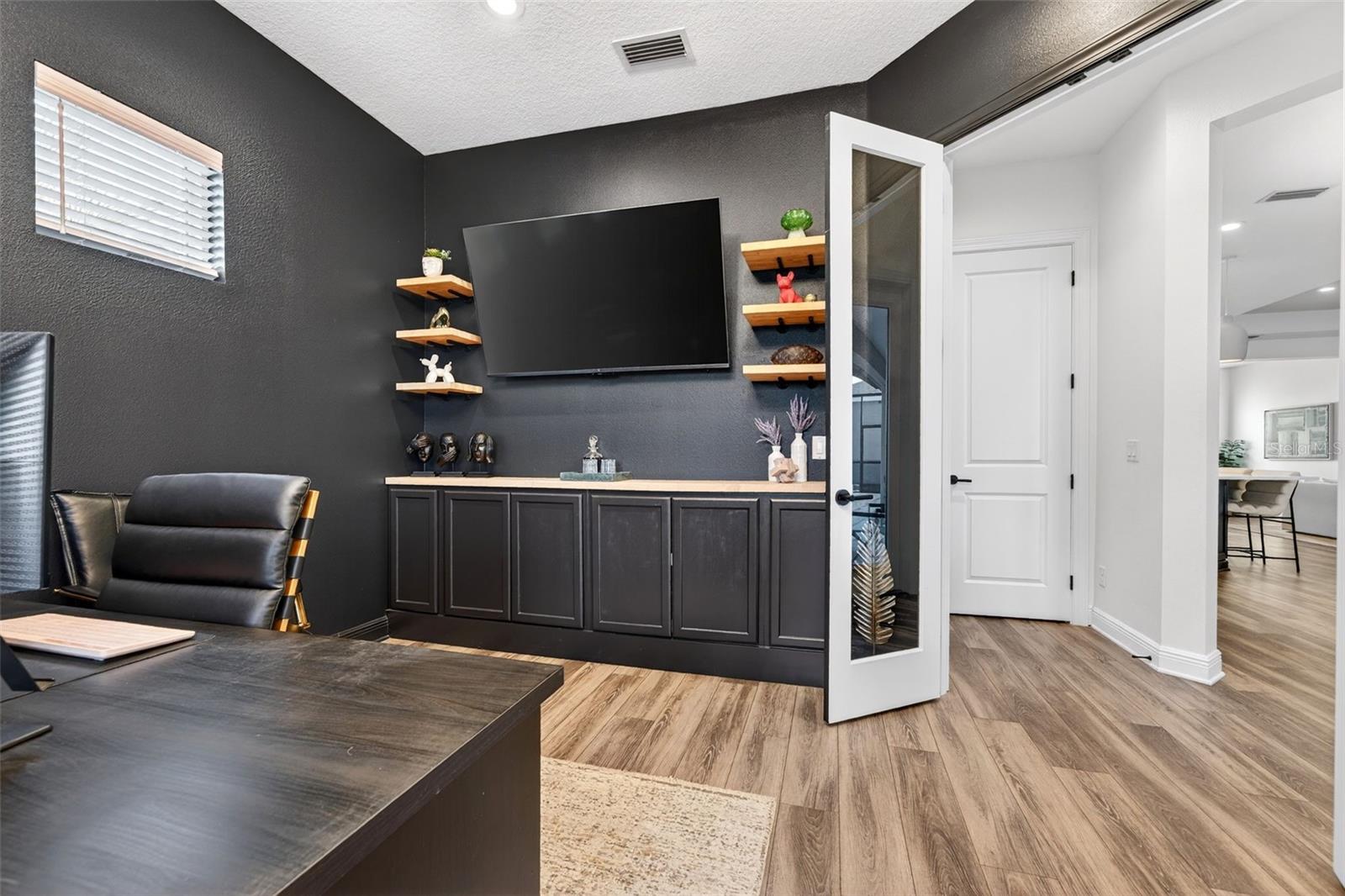 Image 55 of 96 For 13943 Old Creek Court