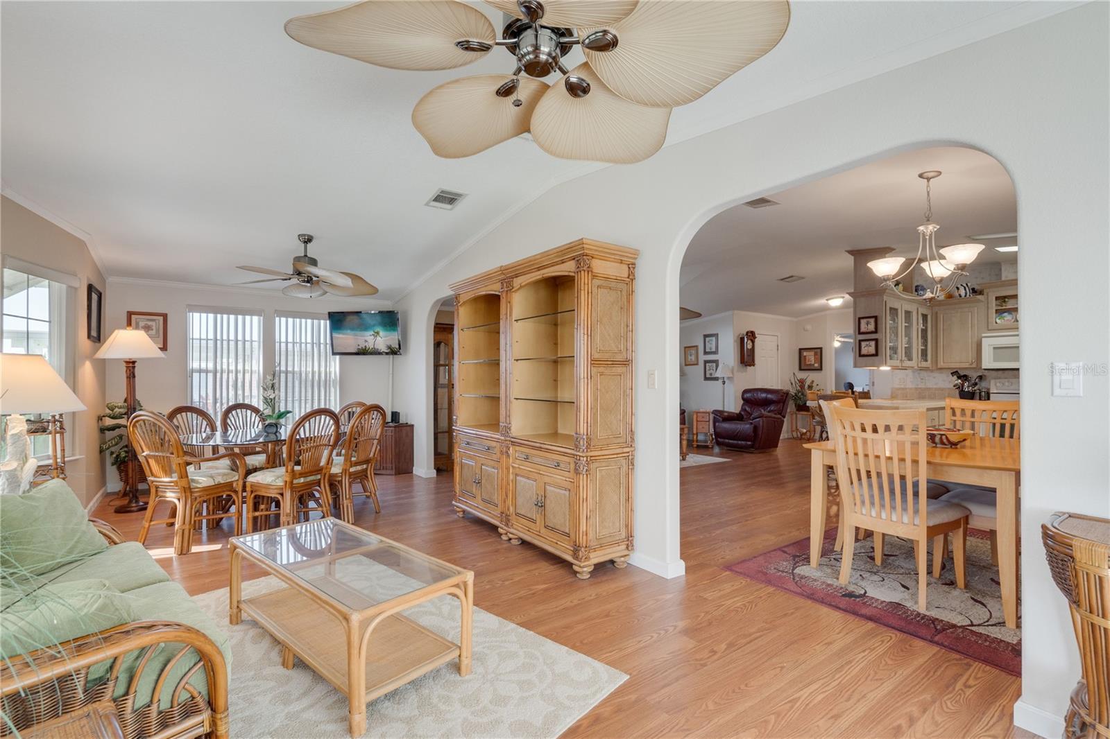 Image 10 of 53 For 790 Fairmount Drive