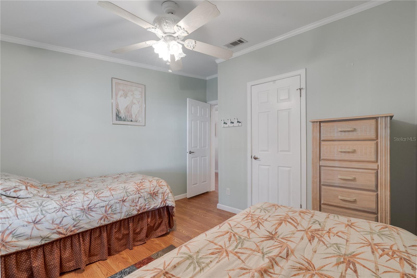 Image 25 of 53 For 790 Fairmount Drive