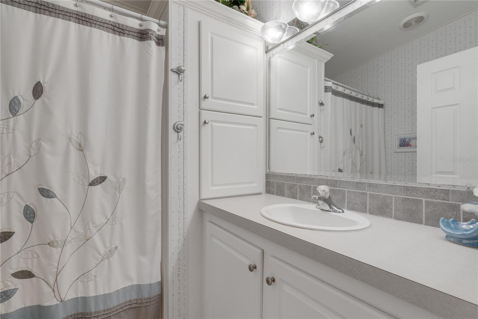 Image 26 of 53 For 790 Fairmount Drive