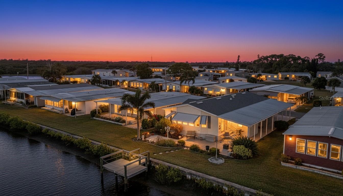 Image 32 of 53 For 790 Fairmount Drive