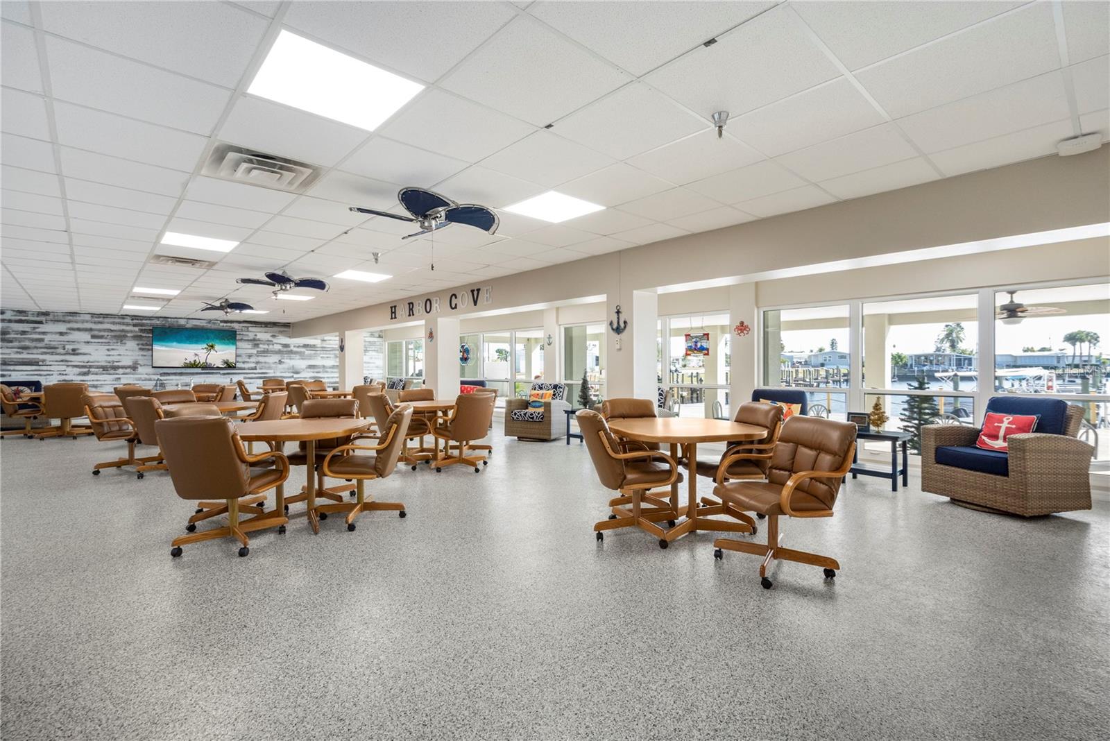 Image 45 of 53 For 790 Fairmount Drive