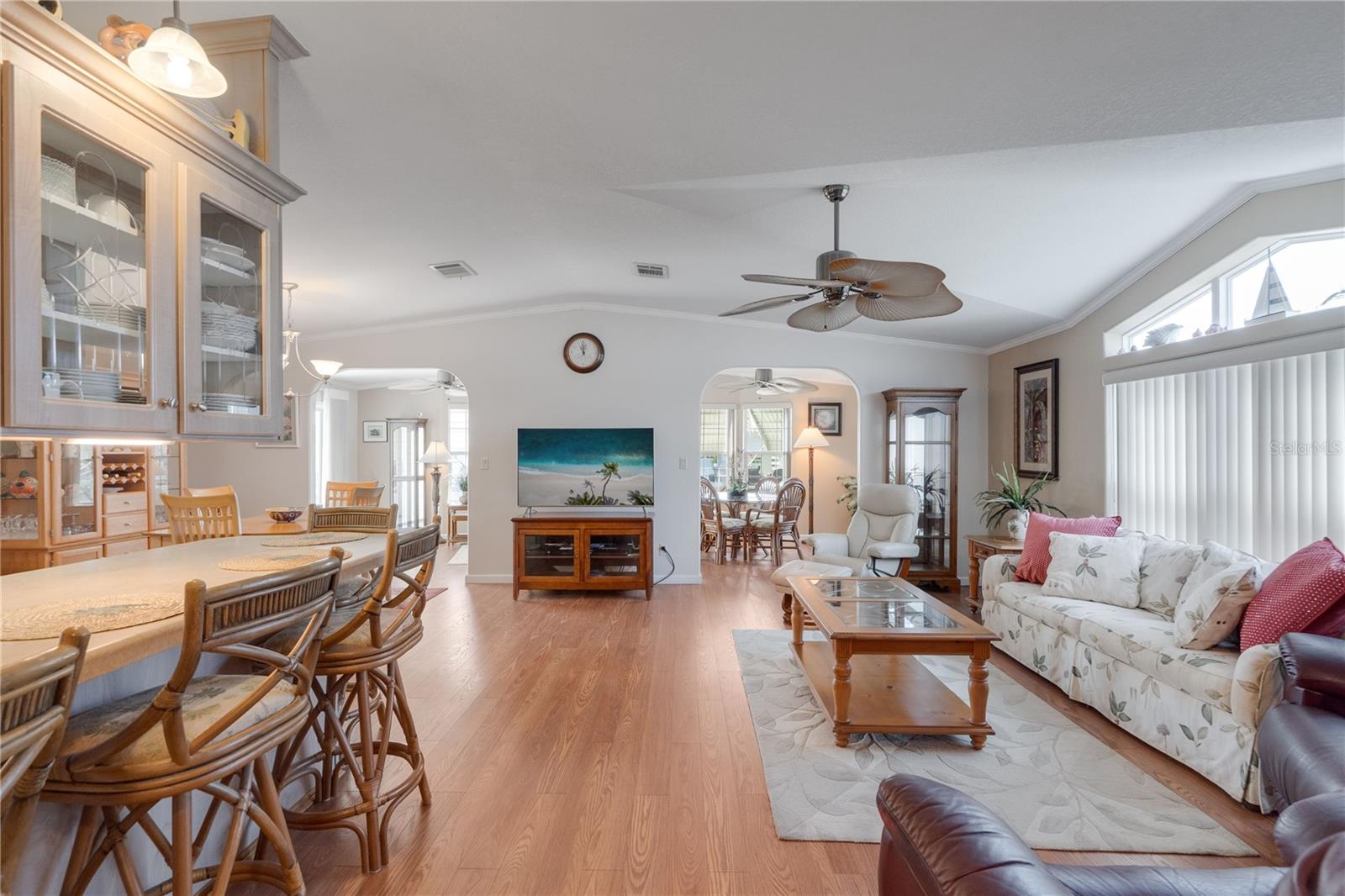 Image 7 of 53 For 790 Fairmount Drive