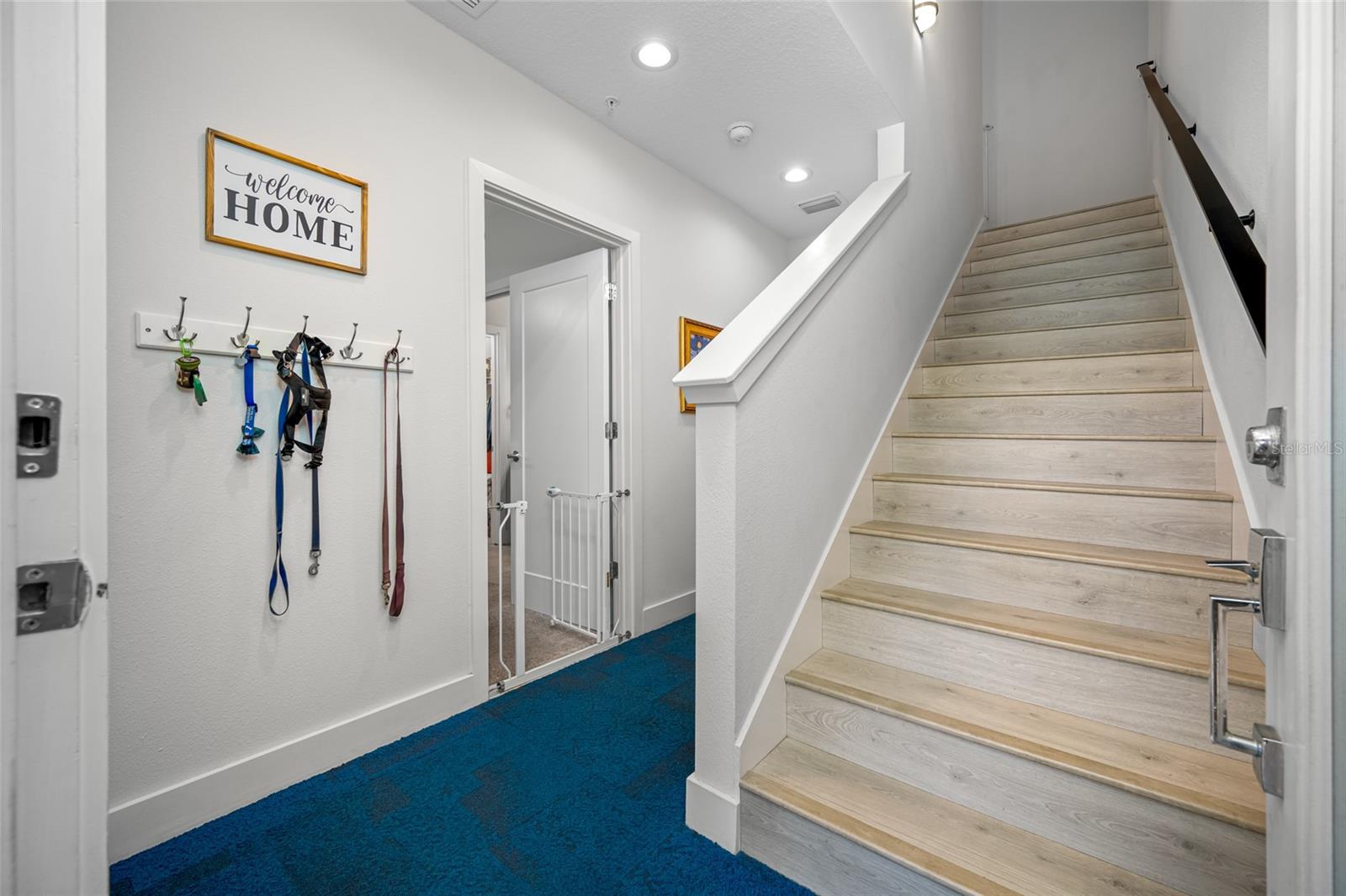 Image 11 of 49 For 1171 25th Lane N