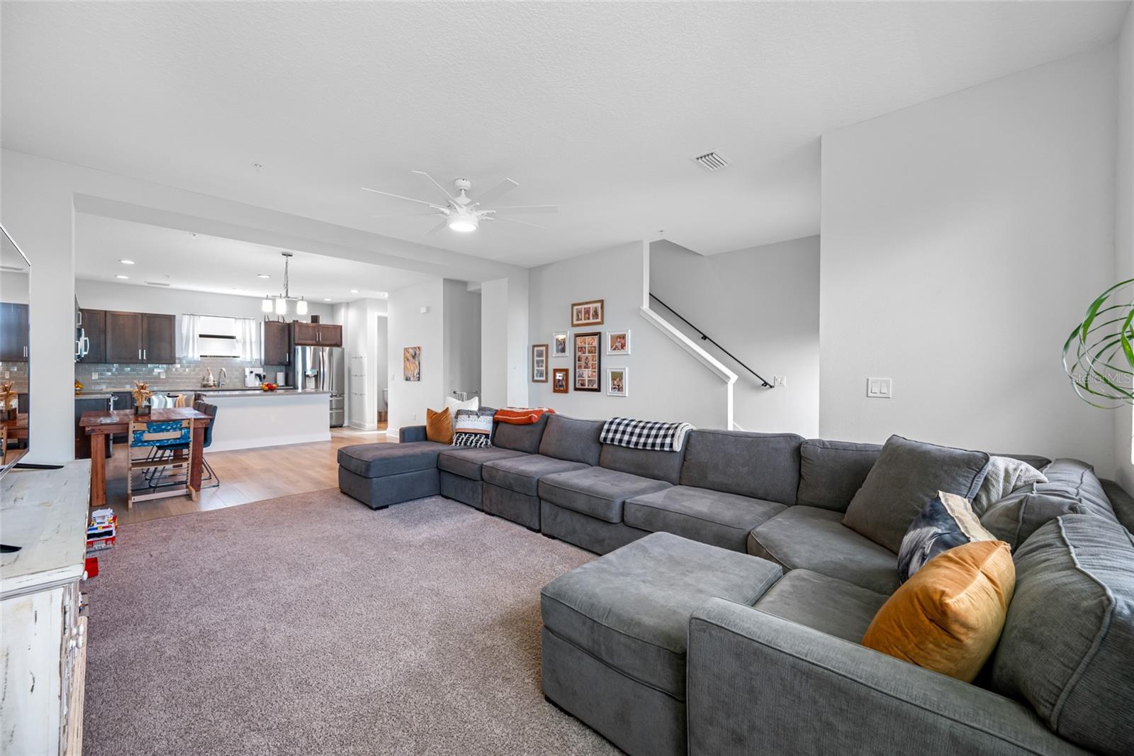 Image 20 of 49 For 1171 25th Lane N