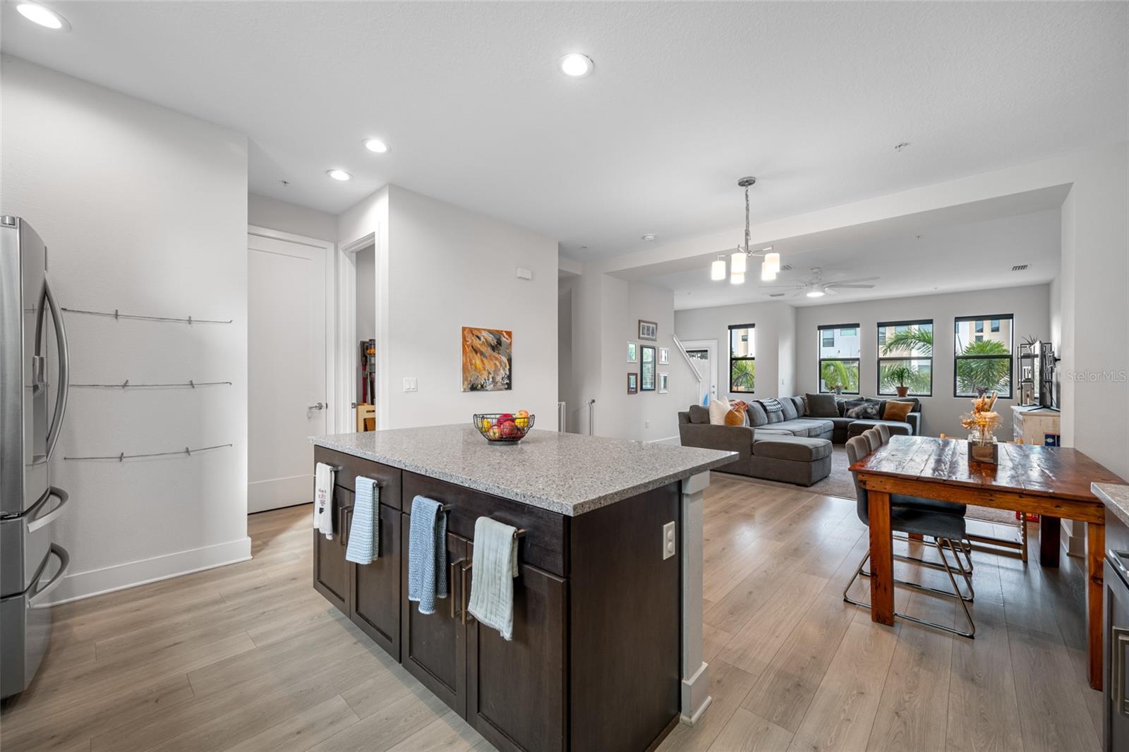 Image 24 of 49 For 1171 25th Lane N