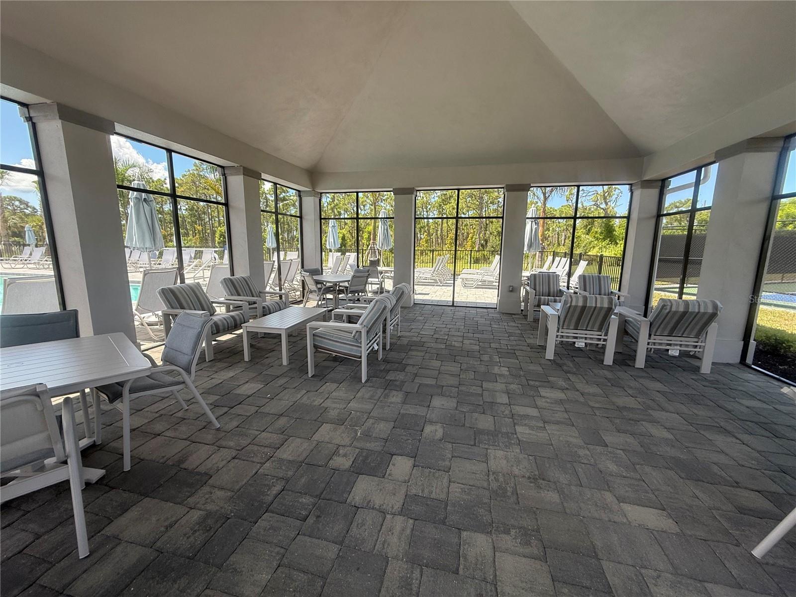 Image 26 of 31 For 8074 Saint Kitts Circle