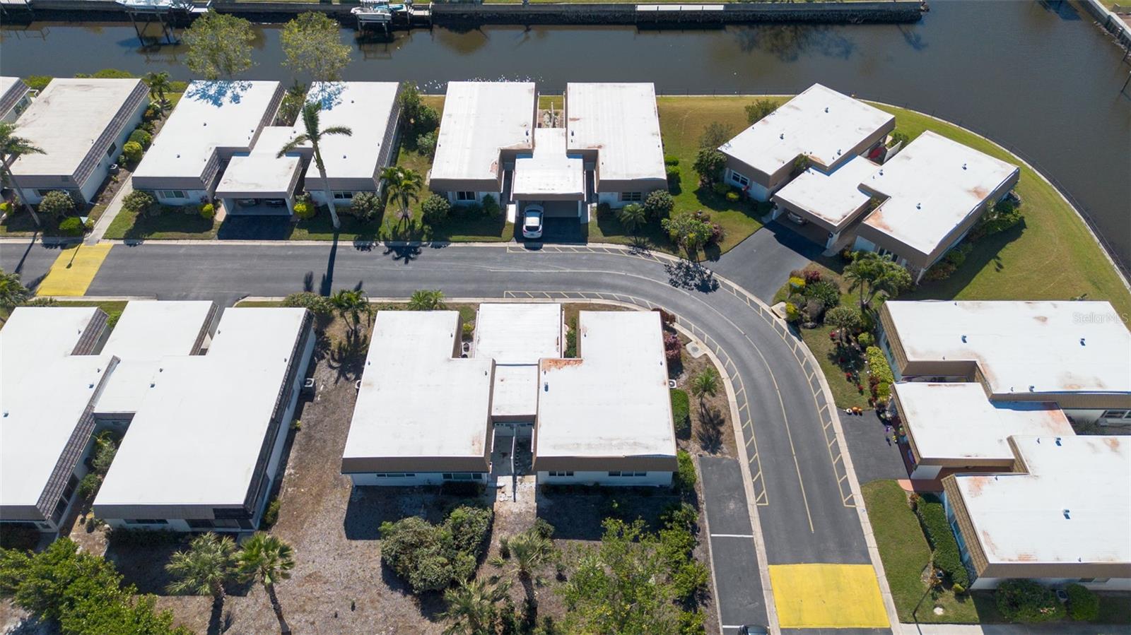 Image 6 of 30 For 2305 Riverbluff Parkway V256