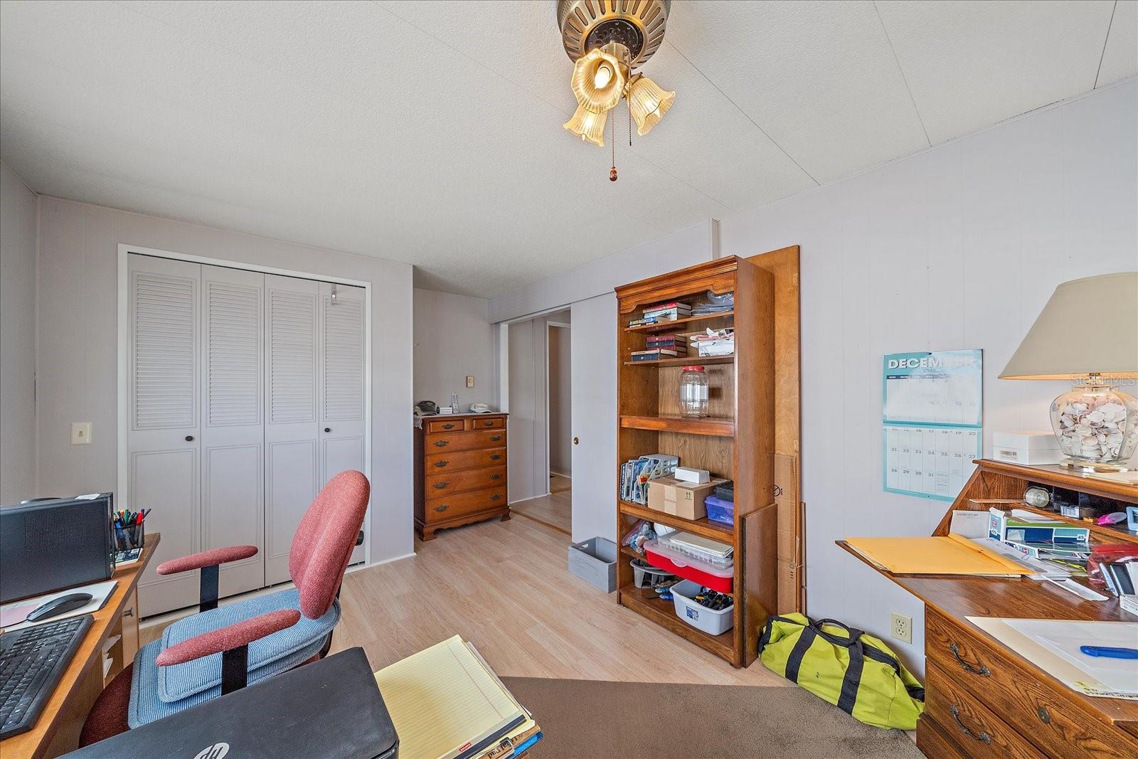 Image 17 of 44 For 220 Bimini Drive