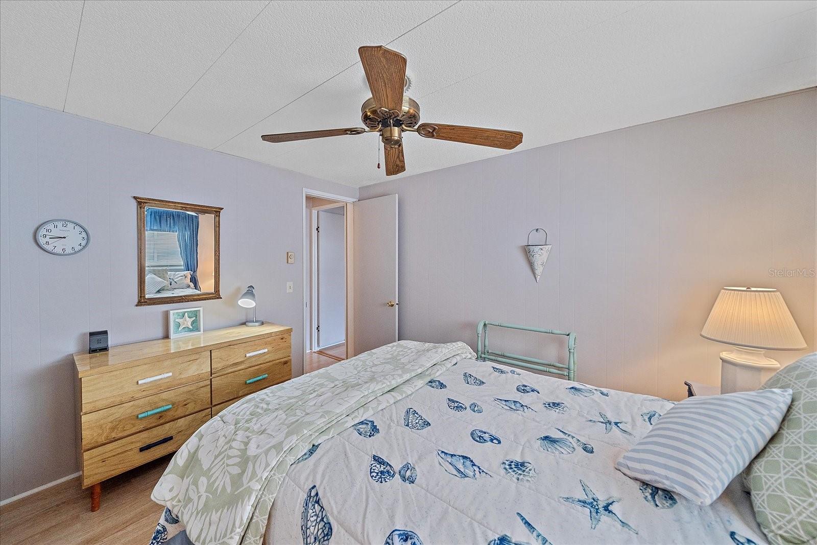 Image 19 of 44 For 220 Bimini Drive