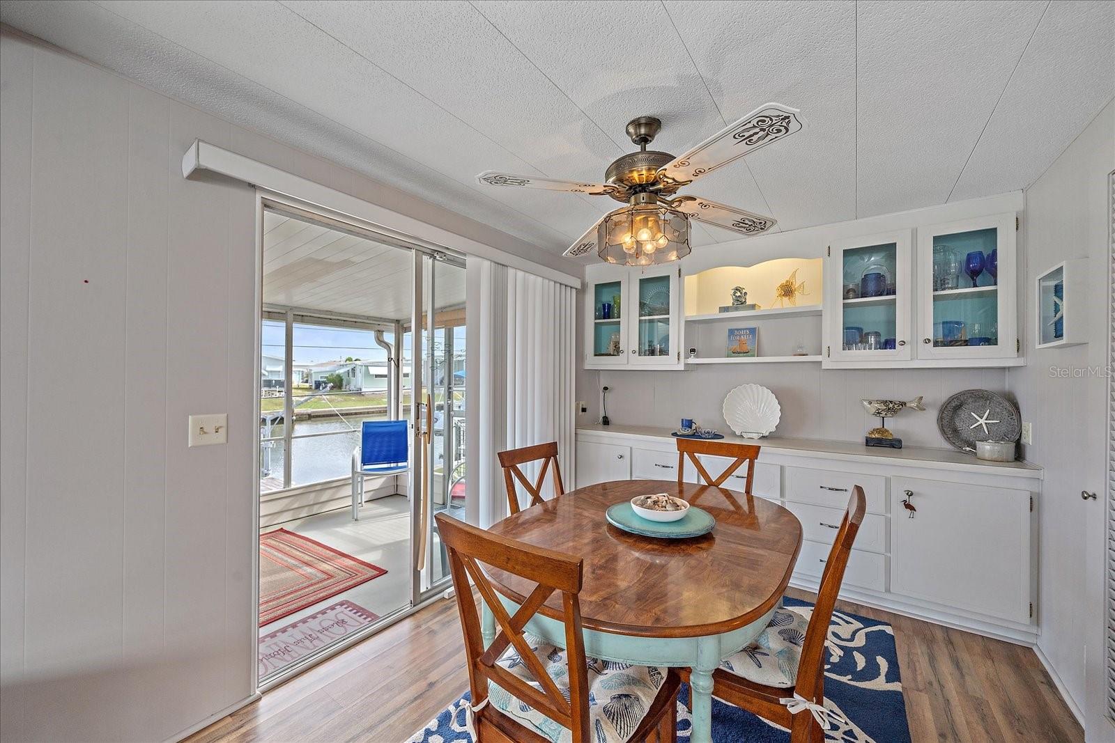 Image 24 of 44 For 220 Bimini Drive