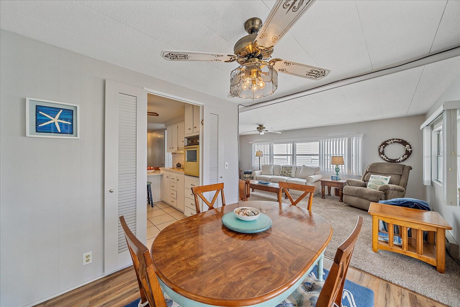 Image 26 of 44 For 220 Bimini Drive