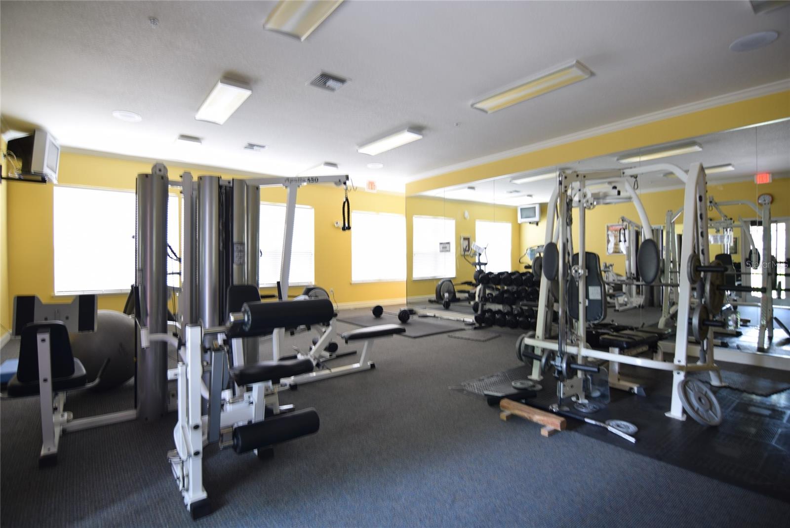 Image 21 of 23 For 5611 Bidwell Parkway 205