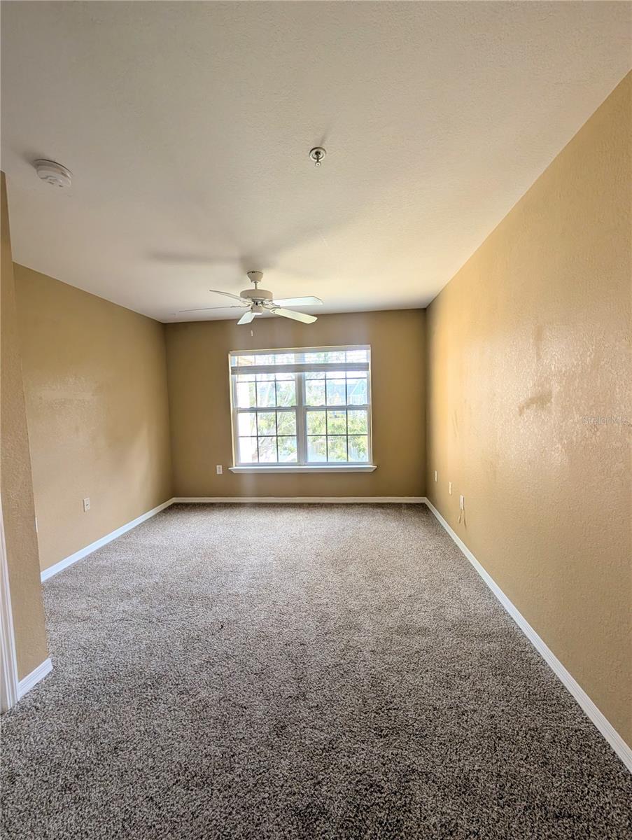 Image 8 of 23 For 5611 Bidwell Parkway 205