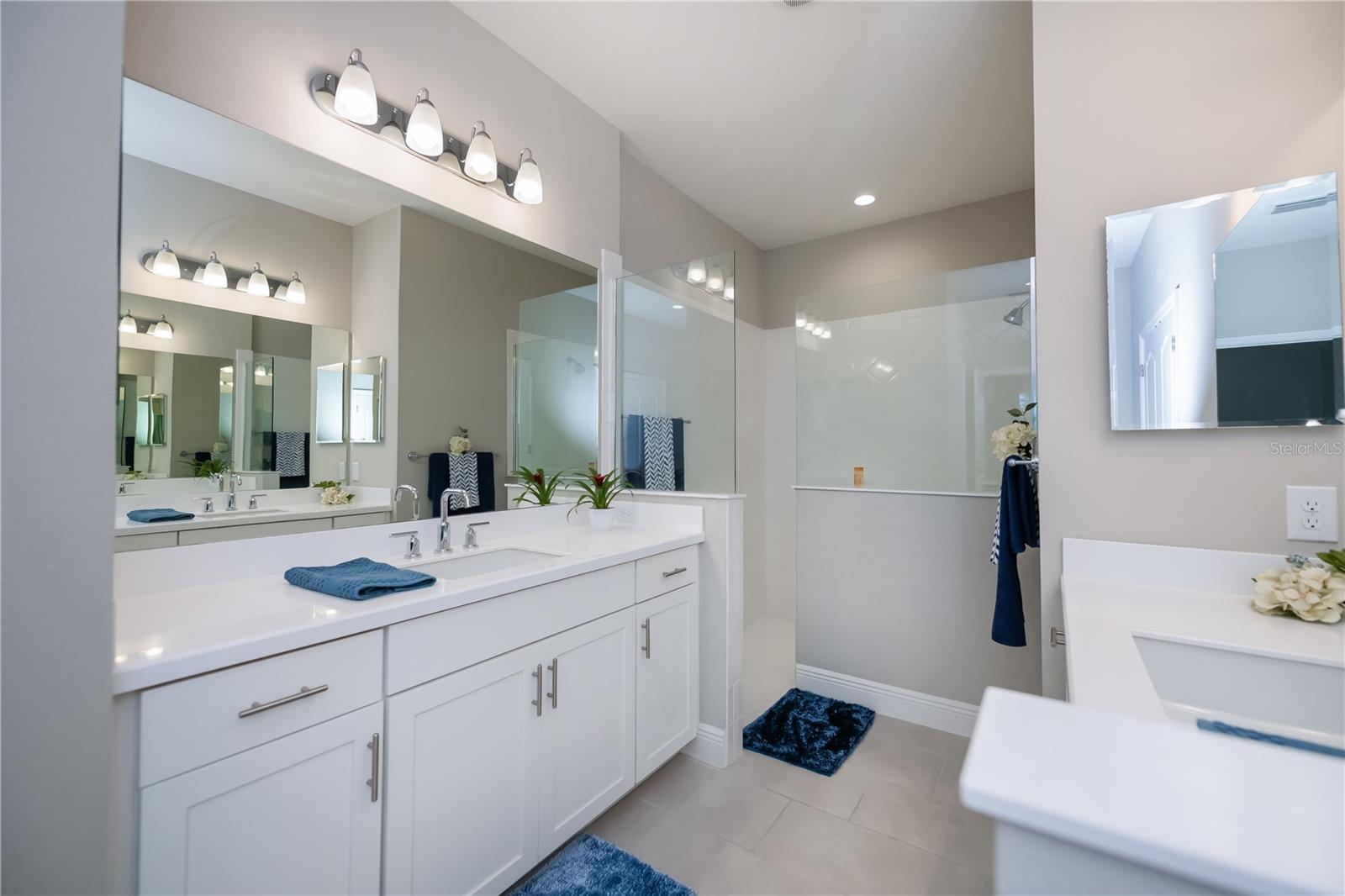 Image 29 of 52 For 27432 Janzen Court