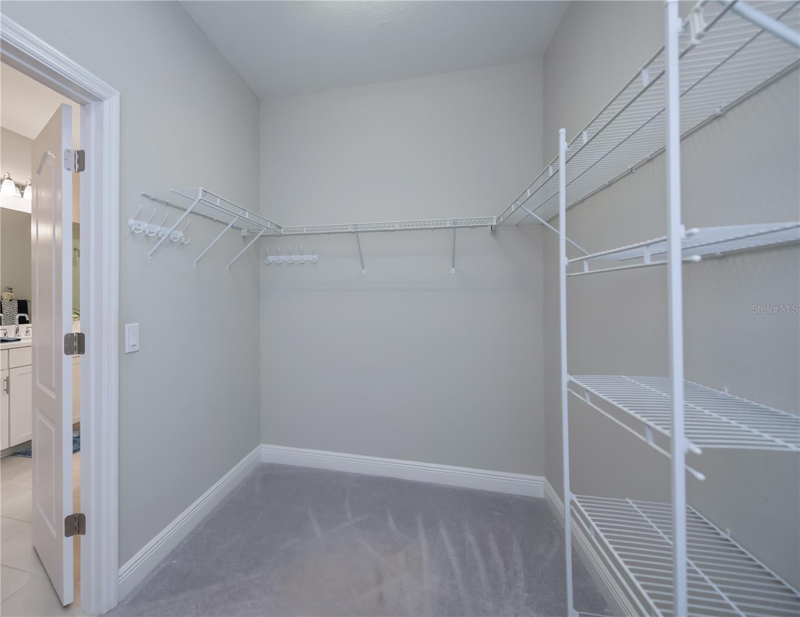 Image 34 of 52 For 27432 Janzen Court