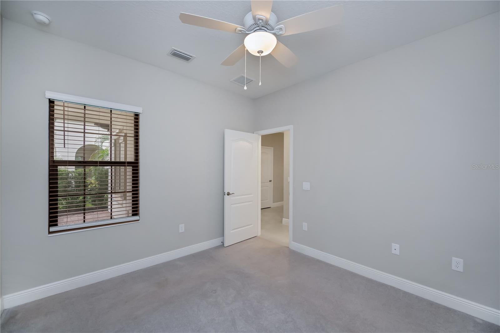 Image 39 of 52 For 27432 Janzen Court