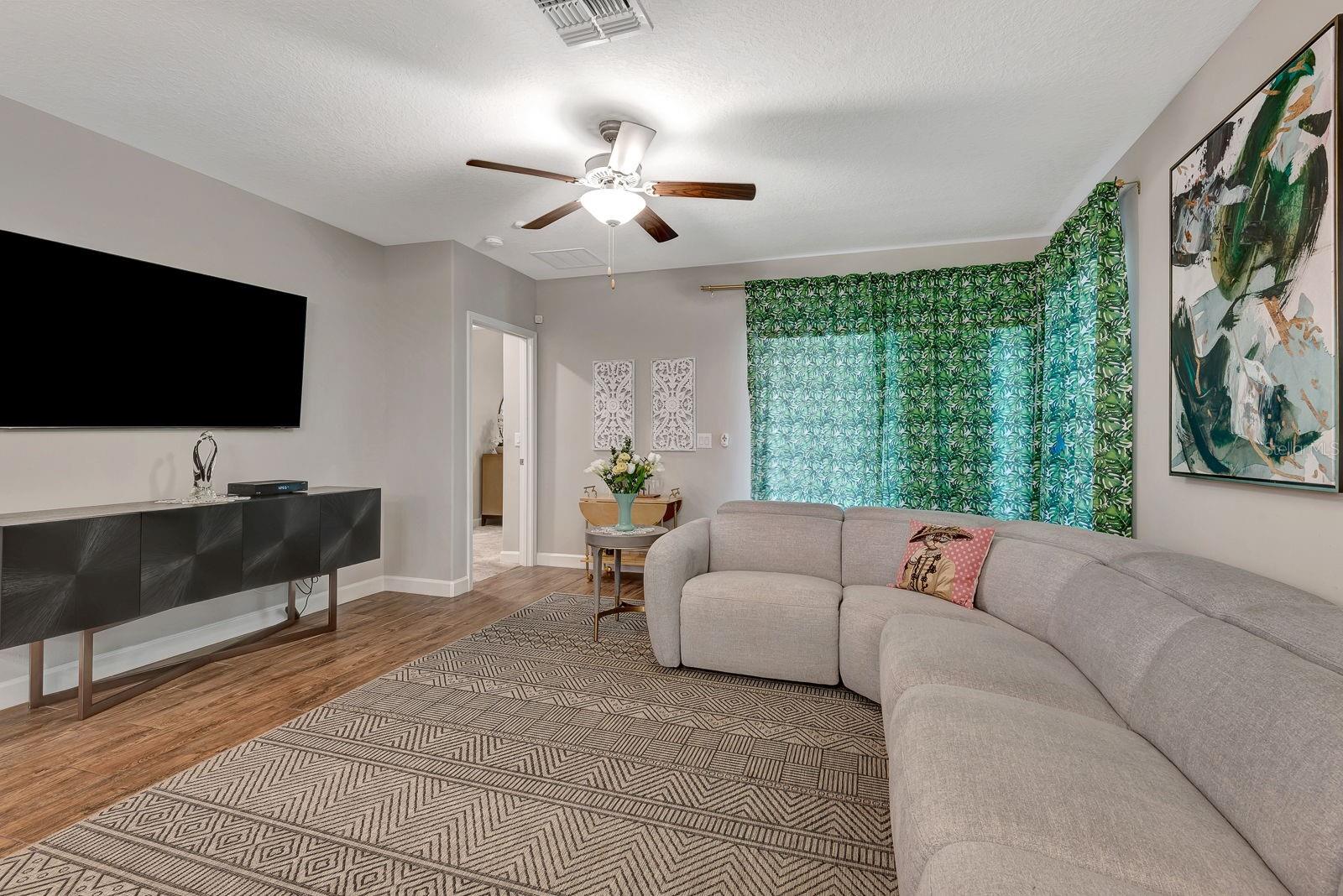 Image 22 of 60 For 17003 Clear Cork Drive