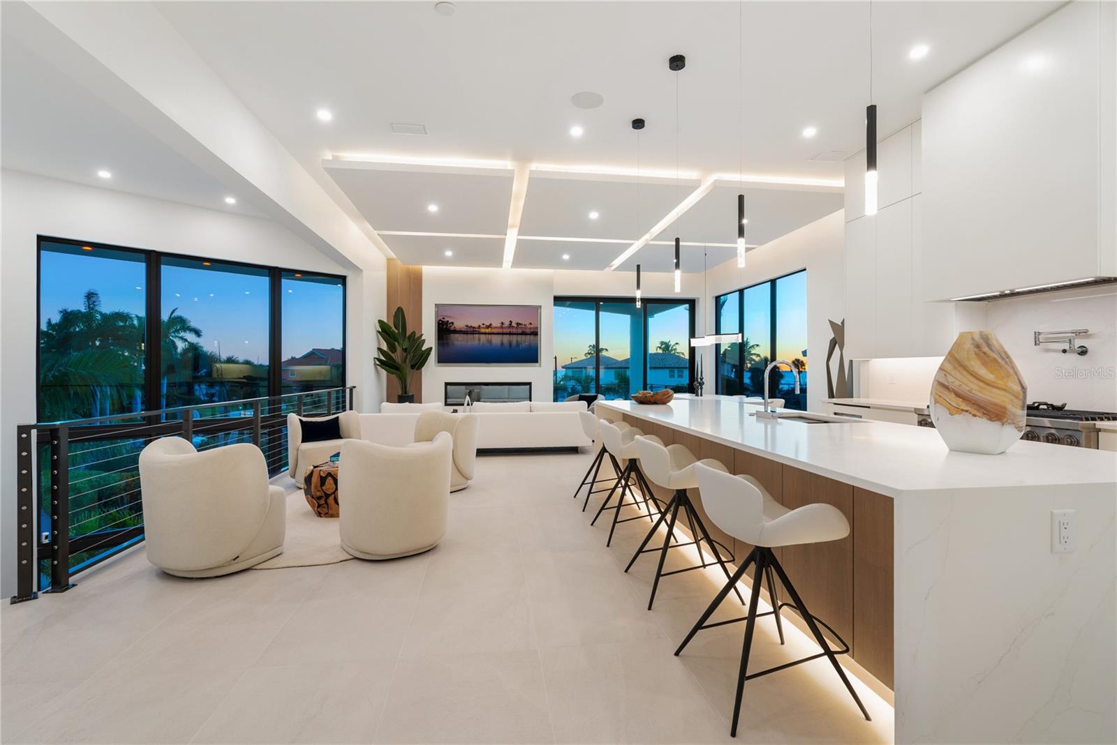 Listing photo id 32 for 519 Rountree Drive