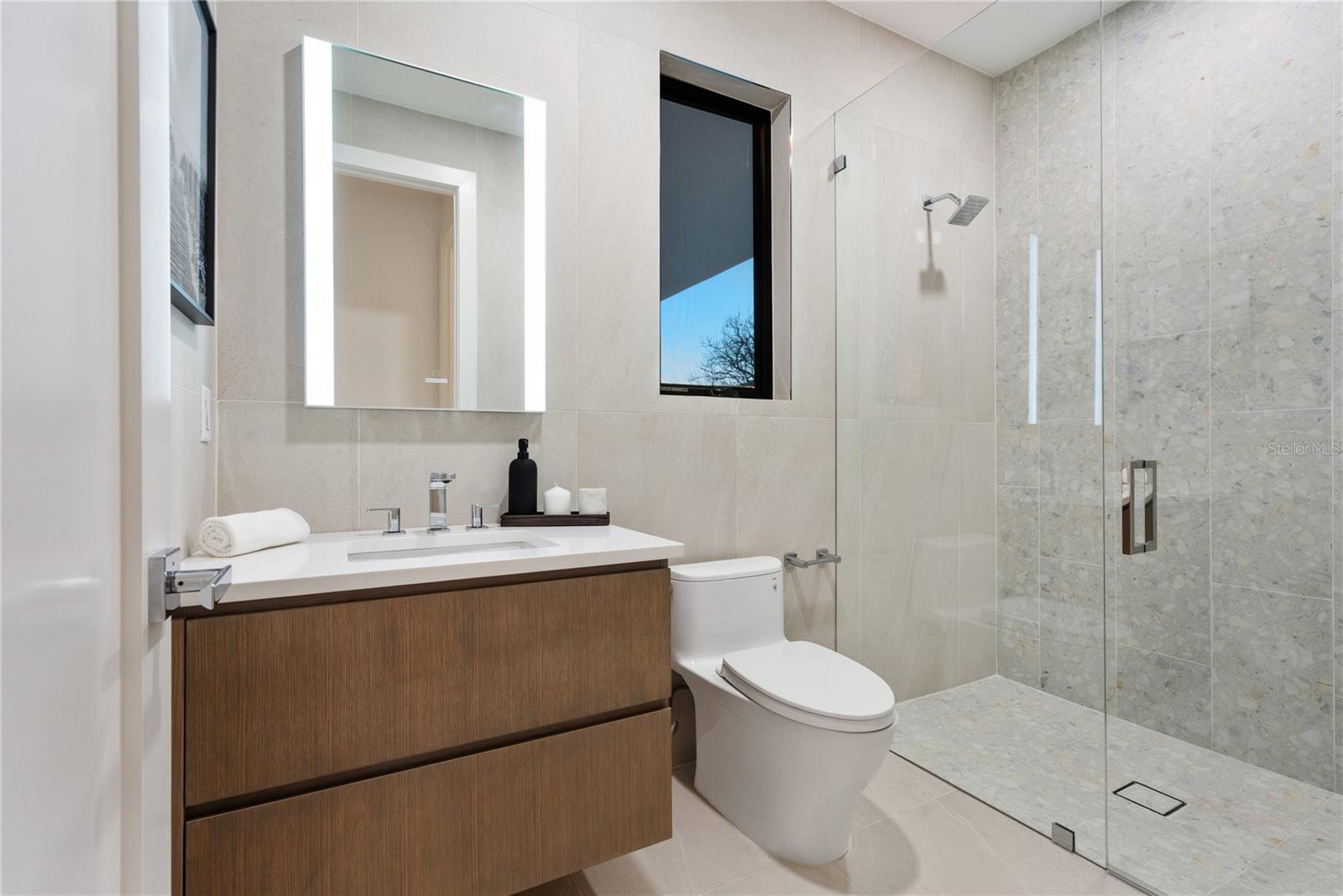 Listing photo id 53 for 519 Rountree Drive