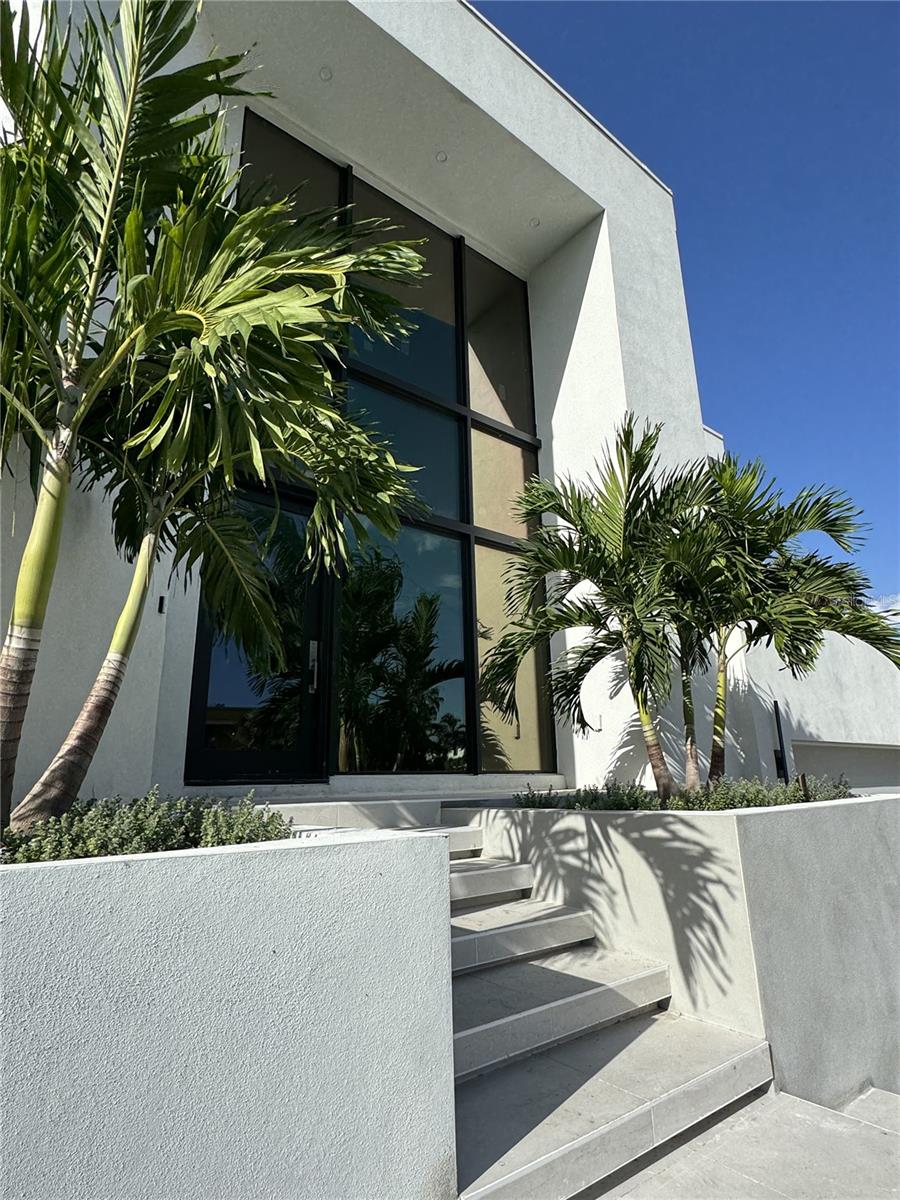 Listing photo id 74 for 519 Rountree Drive