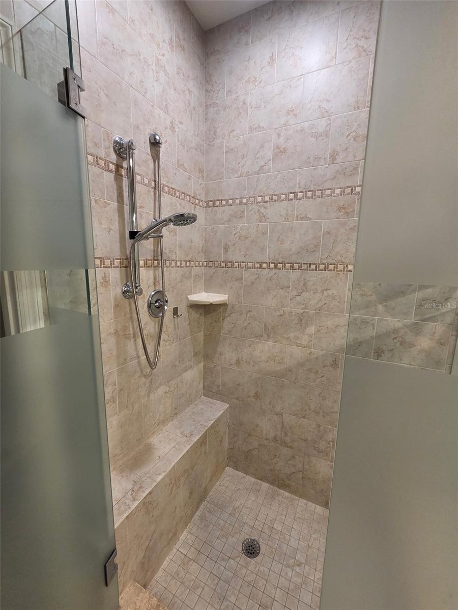 Image 22 of 31 For 6619 Buttonbush Court