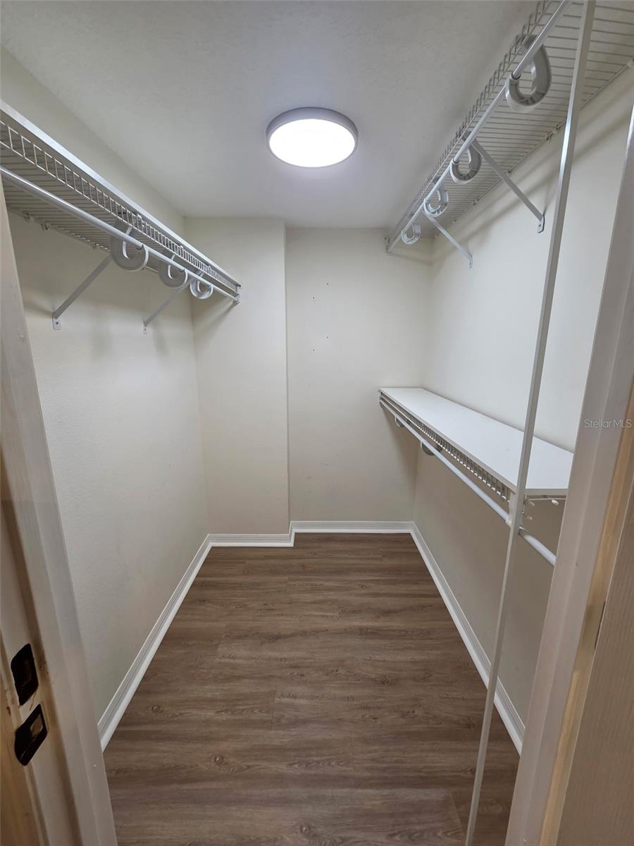 Image 23 of 31 For 6619 Buttonbush Court