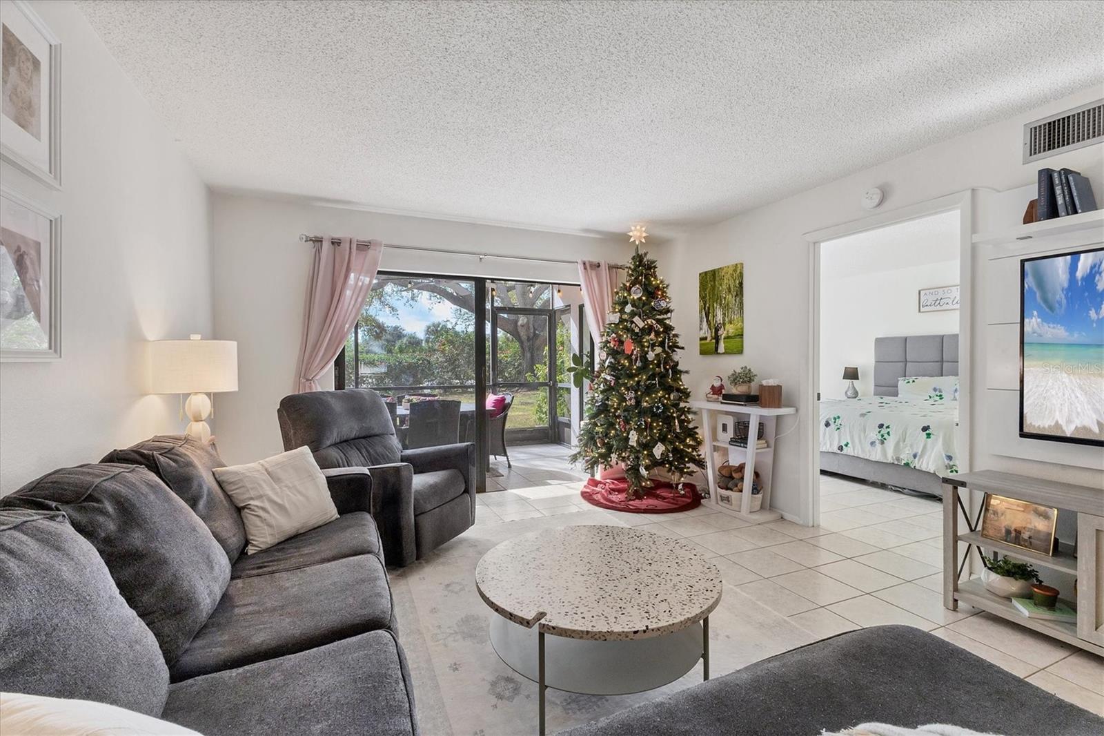 Image 10 of 32 For 7203 Curtiss Avenue 1c