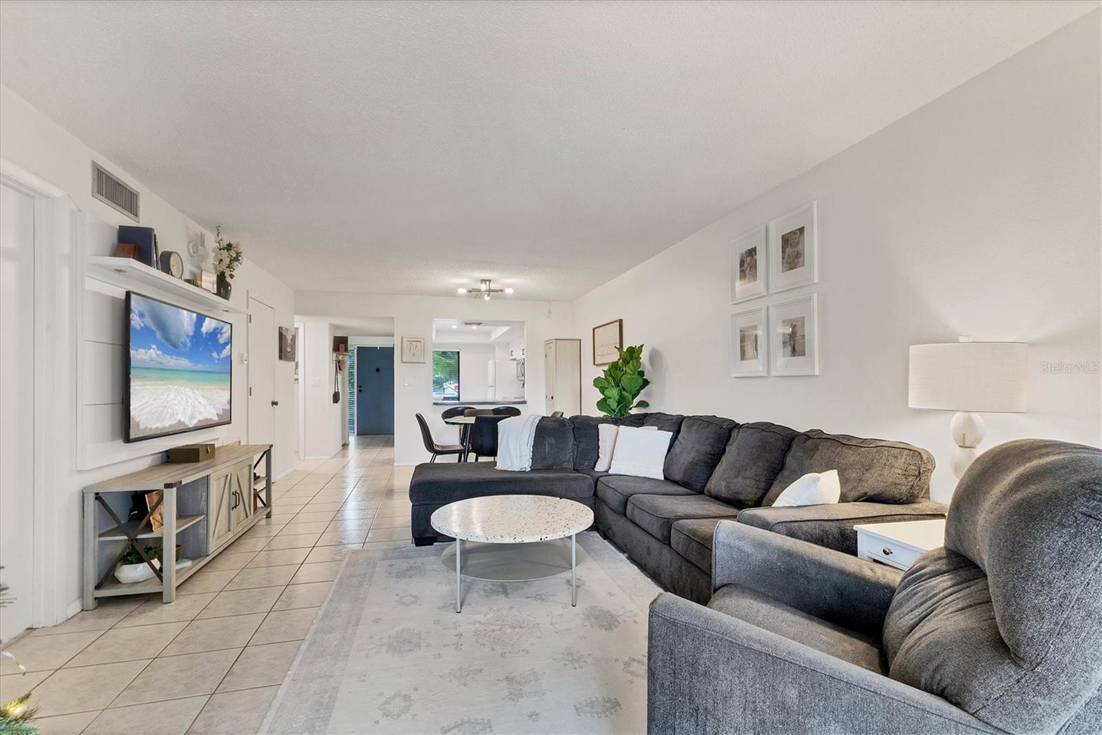 Image 11 of 32 For 7203 Curtiss Avenue 1c