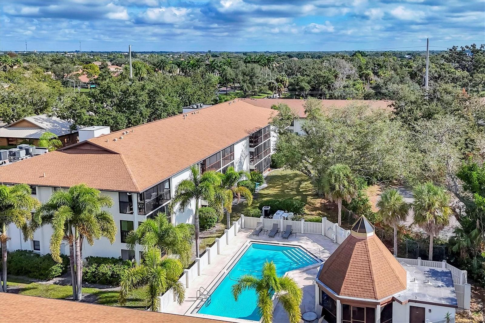 Image 28 of 32 For 7203 Curtiss Avenue 1c